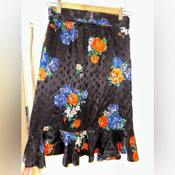 Tory Burch Floral Wrap Skirt size 0